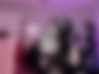 Iveystrigoi's Live Sex Cam Show