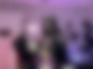 Iveystrigoi's Live Sex Cam Show