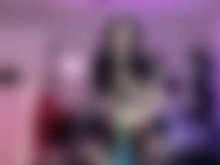 Iveystrigoi's Live Sex Cam Show