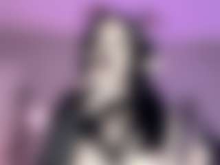 Iveystrigoi's Live Sex Cam Show