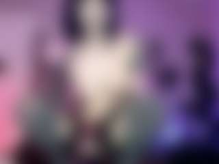 Iveystrigoi's Live Sex Cam Show