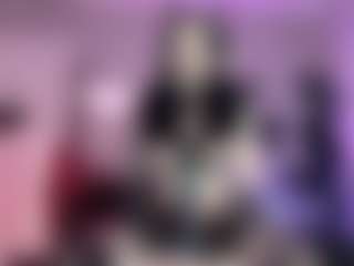 Iveystrigoi's Live Sex Cam Show