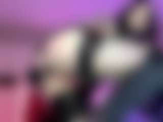 Iveystrigoi's Live Sex Cam Show