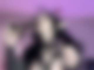 Iveystrigoi's Live Sex Cam Show