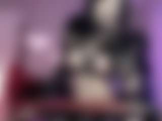 Iveystrigoi's Live Sex Cam Show