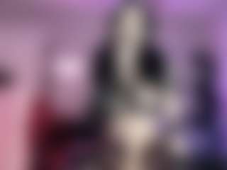 Iveystrigoi's Live Sex Cam Show
