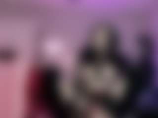 Iveystrigoi's Live Sex Cam Show