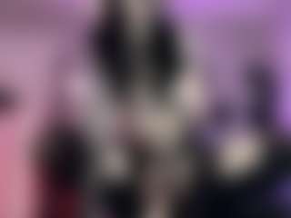 Iveystrigoi's Live Sex Cam Show