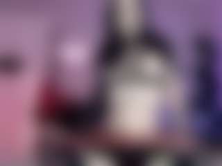 Iveystrigoi's Live Sex Cam Show