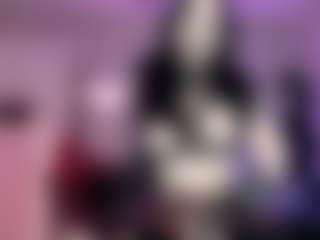 Iveystrigoi's Live Sex Cam Show