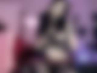 Iveystrigoi's Live Sex Cam Show