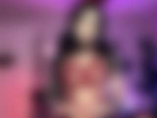 Iveystrigoi's Live Sex Cam Show