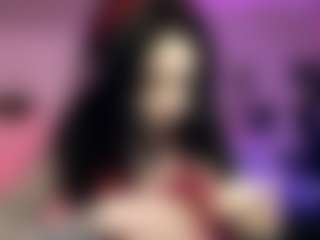 Iveystrigoi's Live Sex Cam Show