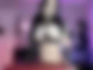 Iveystrigoi's Live Sex Cam Show