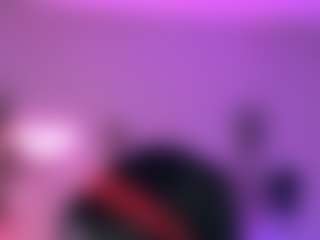 Iveystrigoi's Live Sex Cam Show
