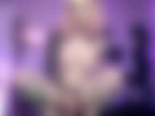Iveystrigoi's Live Sex Cam Show