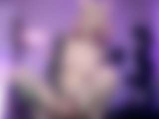 Iveystrigoi's Live Sex Cam Show