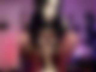 Iveystrigoi's Live Sex Cam Show