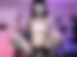 Iveystrigoi's Live Sex Cam Show