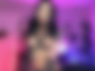 Iveystrigoi's Live Sex Cam Show