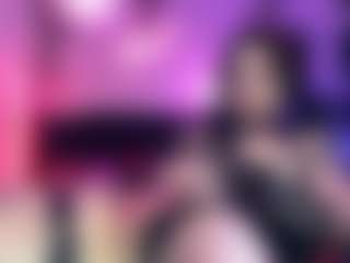 Iveystrigoi's Live Sex Cam Show