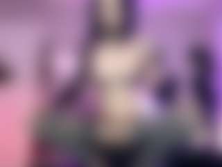 Iveystrigoi's Live Sex Cam Show