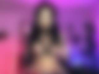 Iveystrigoi's Live Sex Cam Show