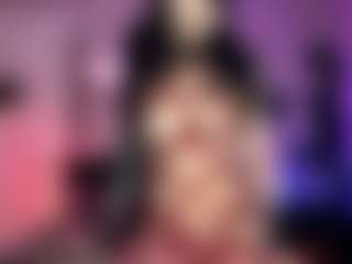 Iveystrigoi's Live Sex Cam Show