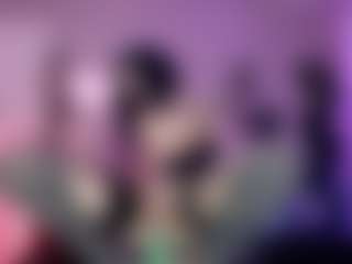 Iveystrigoi's Live Sex Cam Show