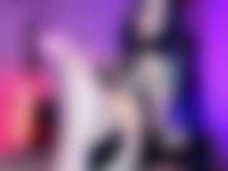 Iveystrigoi's Live Sex Cam Show