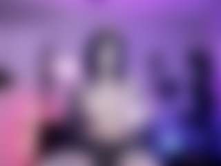 Iveystrigoi's Live Sex Cam Show