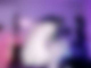 Iveystrigoi's Live Sex Cam Show