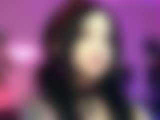 Iveystrigoi's Live Sex Cam Show