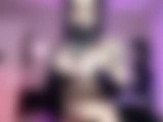 Iveystrigoi's Live Sex Cam Show