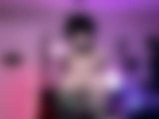 Iveystrigoi's Live Sex Cam Show