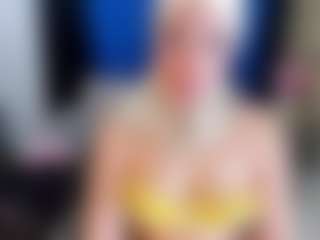 Live cam show with SofiaaRivera - Average on liverealitysex.com