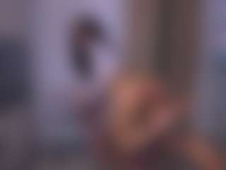 Live cam show with Carry-Star - Striptease on live18s.com