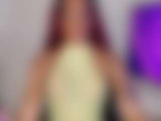 Live cam show with DannaDocell - Lean on Camsoda
