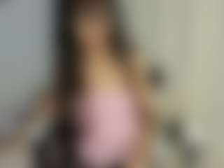 Live cam show with Debbie-Vanleer - Tongue on CamwithHer