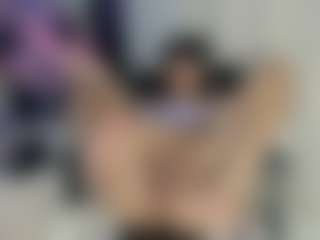 Live cam show with Debbie-Vanleer - Teen (18+) on Hubzter Live