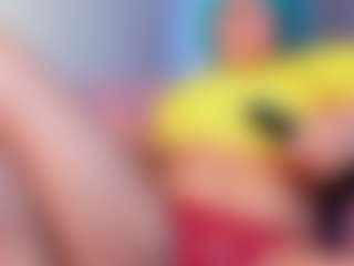Live cam show with artemish - Flex on CamSodaAdn