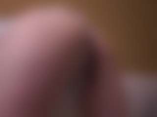 Live cam show with EleneEves - Asian on Streamer API