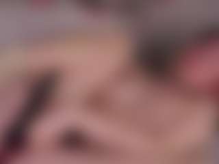 Live cam show with EleneEves - Striptease Asian on Gym Cam Girls