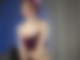 Live cam show with EleneEves - Brown Eyes Asian on SpunkLive