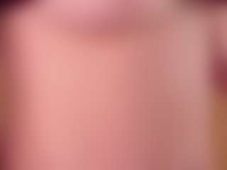 Live cam show with EleneEves - Striptease Asian on livesuperchat.net
