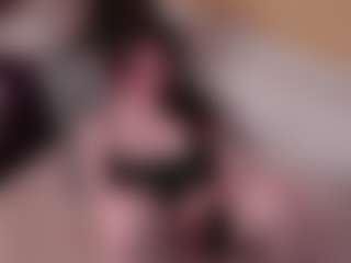 Live cam show with EleneEves - Brown Eyes Asian on Camversity