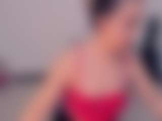 Live cam show with GIGISTEPHANS - Body Massage on Camsoda