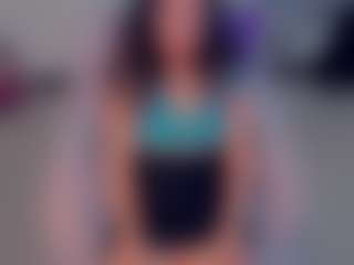 Live cam show with GIGISTEPHANS - Camel Toe on WildCum