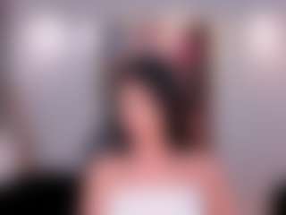 Live cam show with MiaLaurence - Nipple Piercings on livesexfox.com