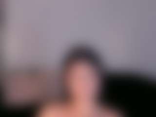 MiaLaurence's Live Sex Cam Show